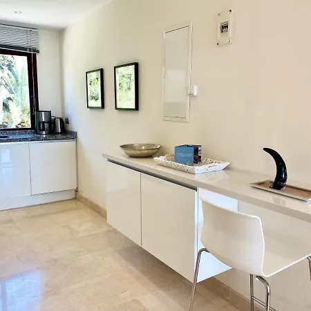 Estepona, Primera Linea En Urb Riviera Andaluza *